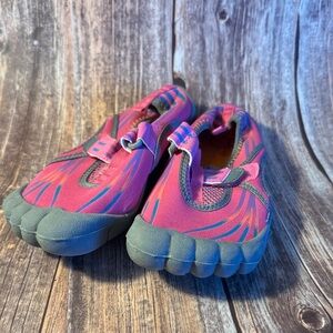 Preowned OP Kids Pink and Gray Shoes Size 2/3 Item #PHK7105